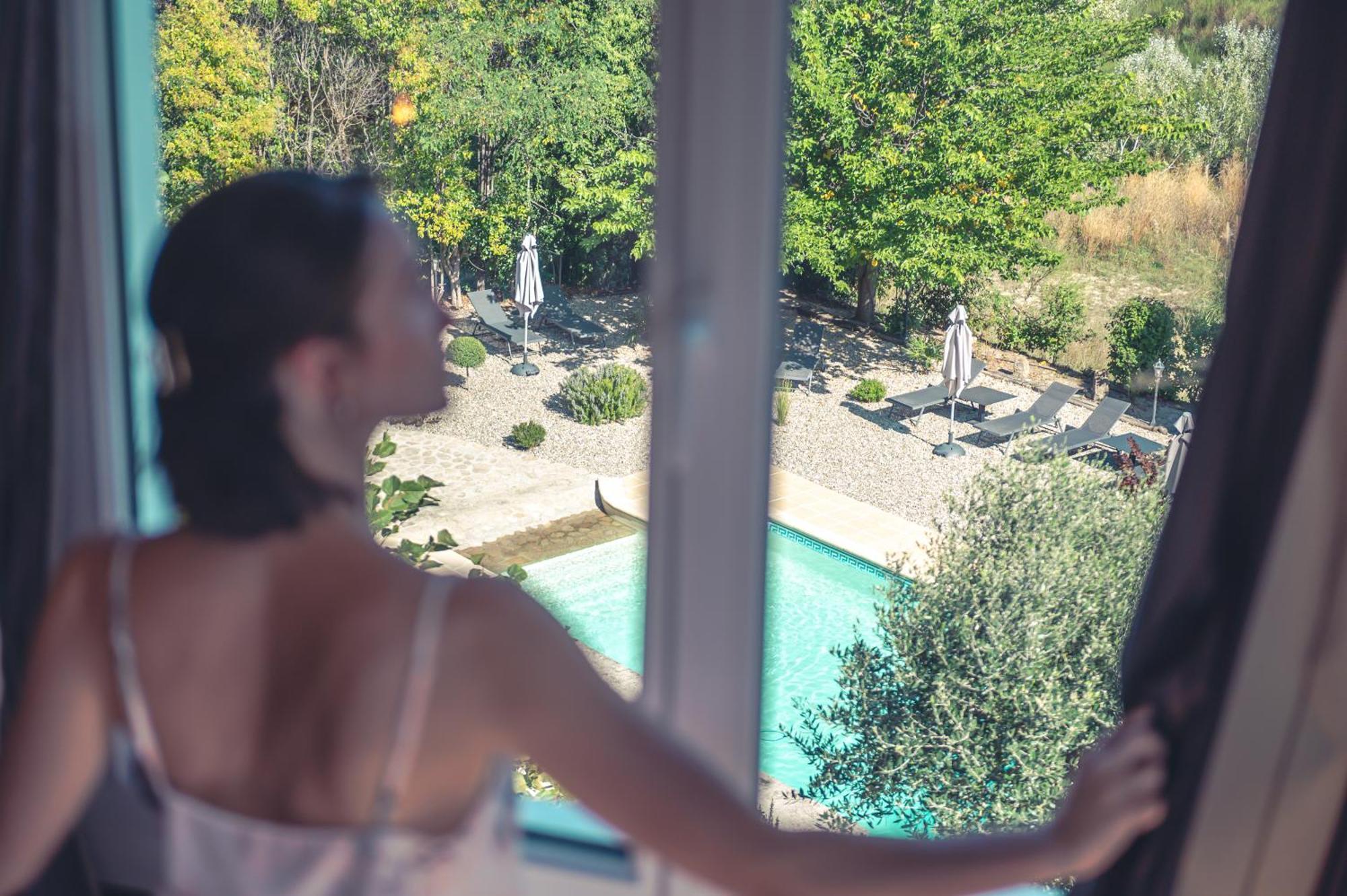 Logis Hotel Restaurant Le Plantevin Propiac ภายนอก รูปภาพ